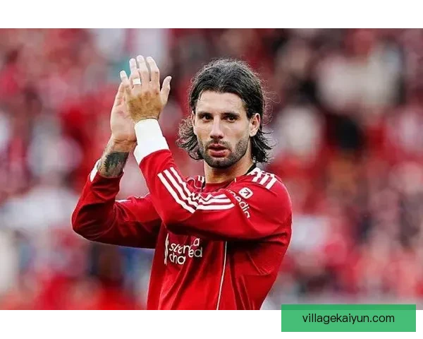 莱奥在本赛季联赛中的表现稳健，状态持续提升值得关注。