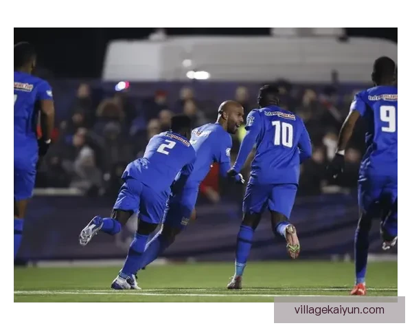 兹沃勒边路速度持续提升，球队表现备受关注